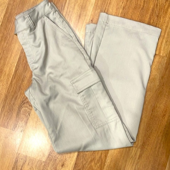 Divided Women’s Light Taupe Cargo 4 Pockets Pant Size 0 Belt Loops - Picture 1 of 6